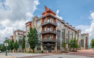 Try the Downtown lifestyle before you Buy! 🏙️

Lease this 2 bedroom condo at Museum Bluffs and experience the best of Downtown Chattanooga right outside your door. Walk to restaurants, the riverfront, and local favorites...all while enjoying secured parking and rooftop amenities.

For a limited time, receive 50% off your first month’s rent.

📍 129 Walnut St, Chattanooga, TN
Learn more at ToddHenon.com
#chattanoogarealestate