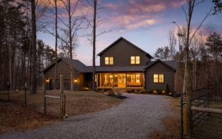 10-Acre Modern Farmhouse Retreat 🌅  Remarkable views, open main living spaces, home office, workshop, safe room, and private surroundings.

🚗 15 Minutes to Fort Oglethorpe dining and shopping
🚗 20 Minutes to downtown Chattanooga
📍 852 Old Grand Center Road, Chickamauga, GA

Learn more at ToddHenon.com

Seller represented by Todd Henon and Jenny Green