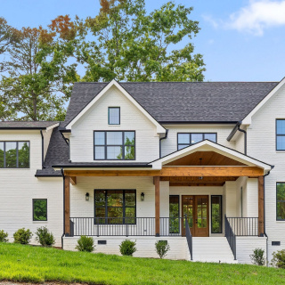 Stop by Saturday! OPEN July 18 1pm- 4pm 

🌳 Discover Sawyer Farms,  Signal Mountain's newest boutique community with this beautiful, brand new construction home.

📍 1825 Sawyer Farms Lane, Signal Mountain, TN 37377

Seller Represented by Todd Henon Properties, Open House Hosted by Jessie Frederick