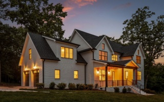Open House Today! 🕐 2 - 5pm EST 
🏡 1825 Sawyer Farms Ln, Signal Mountain

✨ Signal's newest boutique cul-de-sac community
✨ Open-concept great room with coffered ceiling, fireplace, and tons of natural light
✨ Gourmet kitchen: open into a dining area and easily flows into the kitchen with a large center island
✨ 4 beds | 4 baths | 3,732 sq ft
✨ Minutes to Signal Mountain Town Center, Pumpkin Patch Playground, and award-winning schools

Visit today and also see the available homesites in the community!
